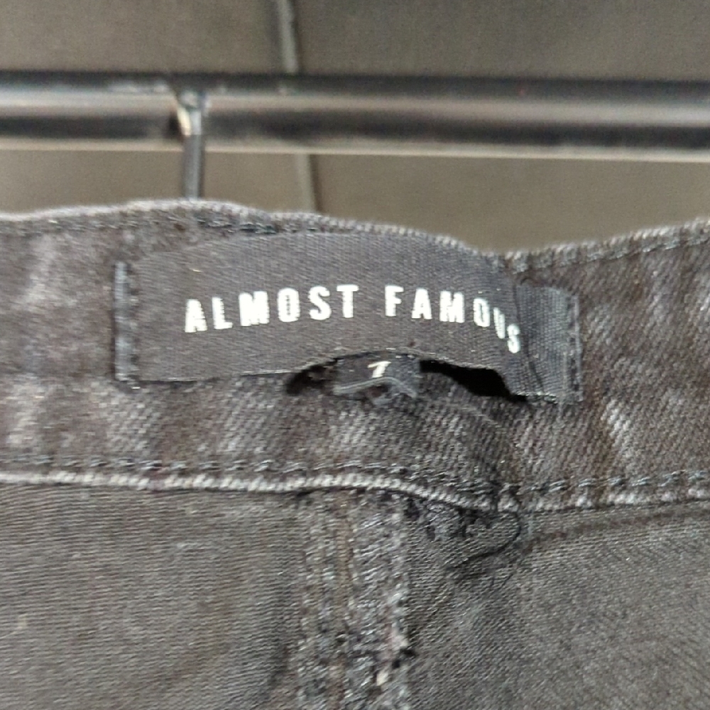 Almost Famous Women's Dark Gray Jeans